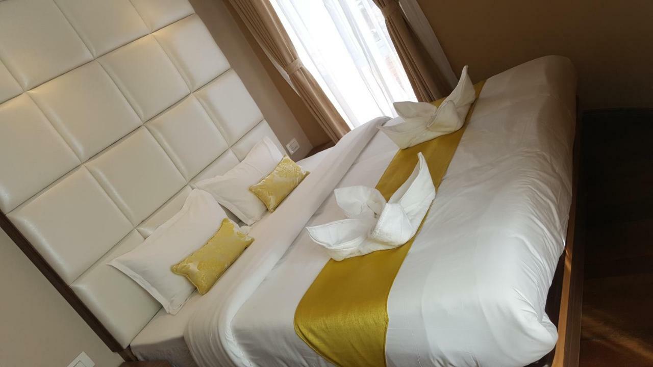 Hotel Bihani Kathmandu Esterno foto