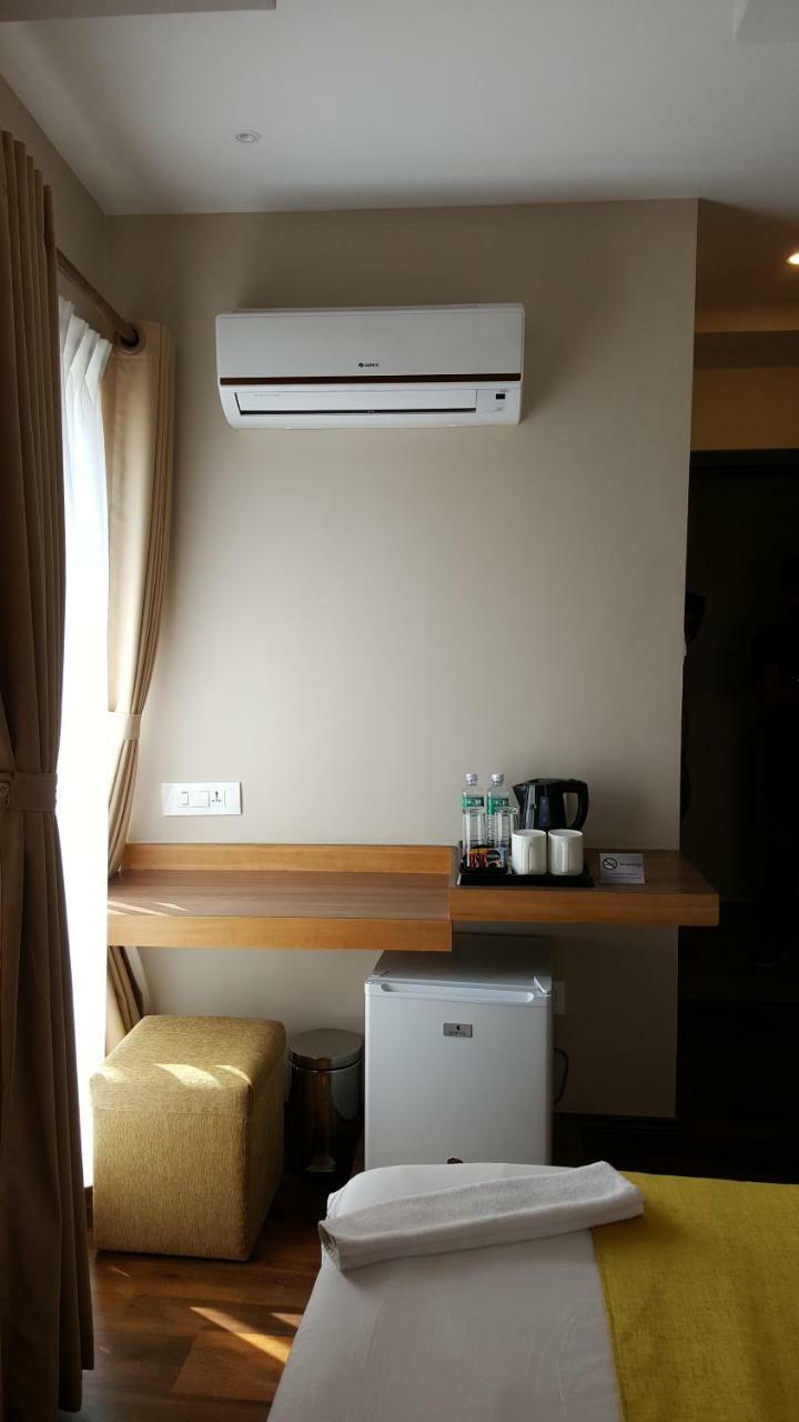 Hotel Bihani Kathmandu Esterno foto
